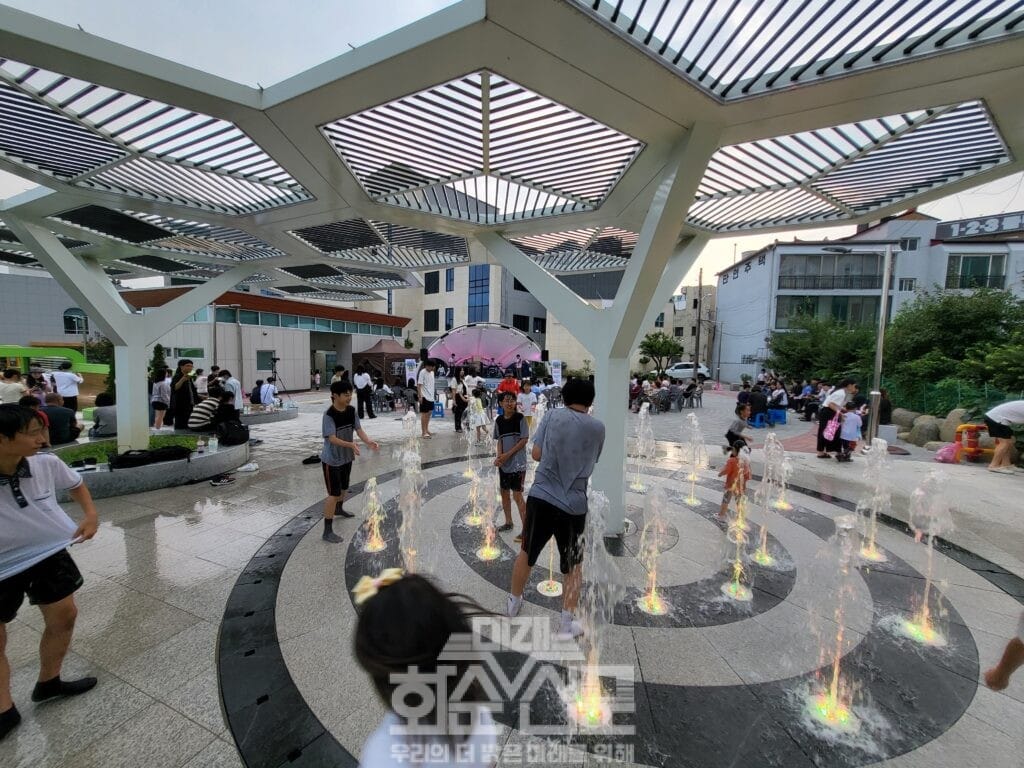 청춘신작로 바닥분수