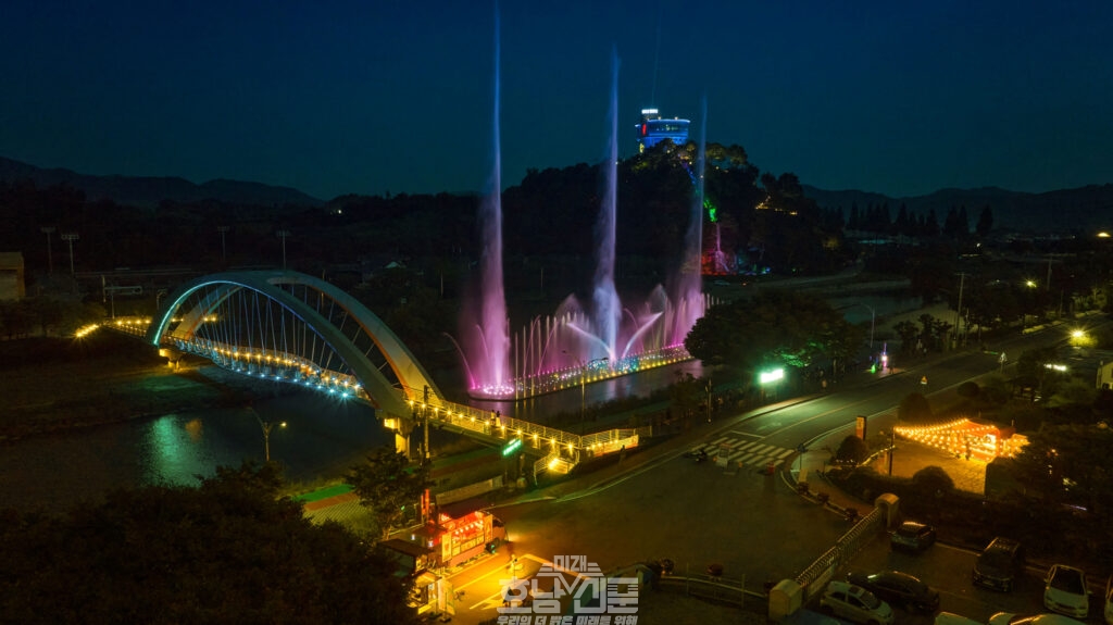 추천 핫플레이스 꽃강길 음악분수대