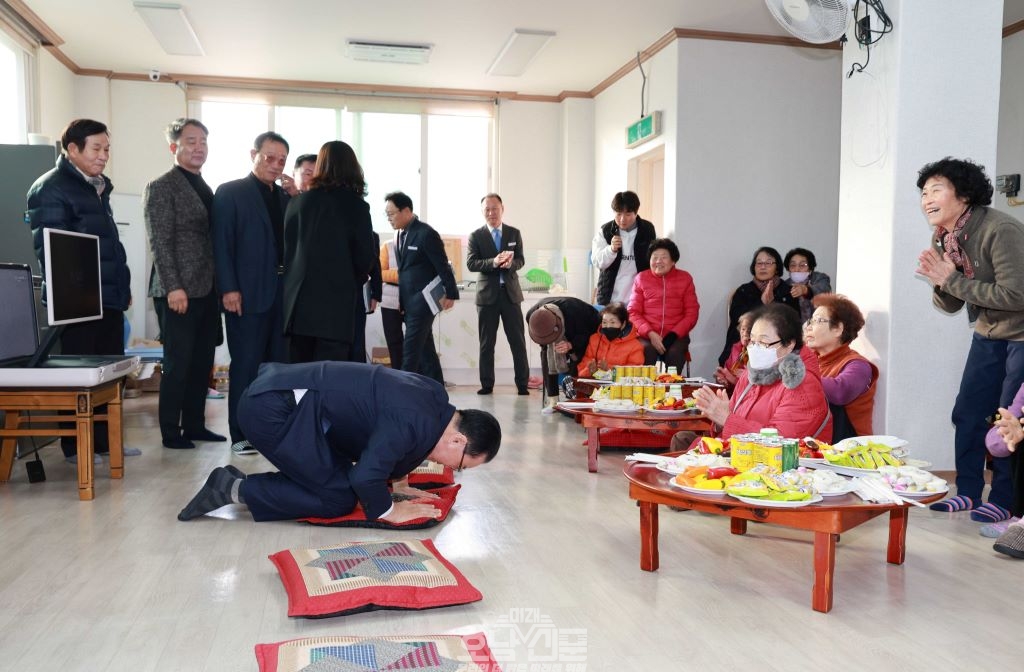 구복규 화순군수, 경로당 순회 새해 인사