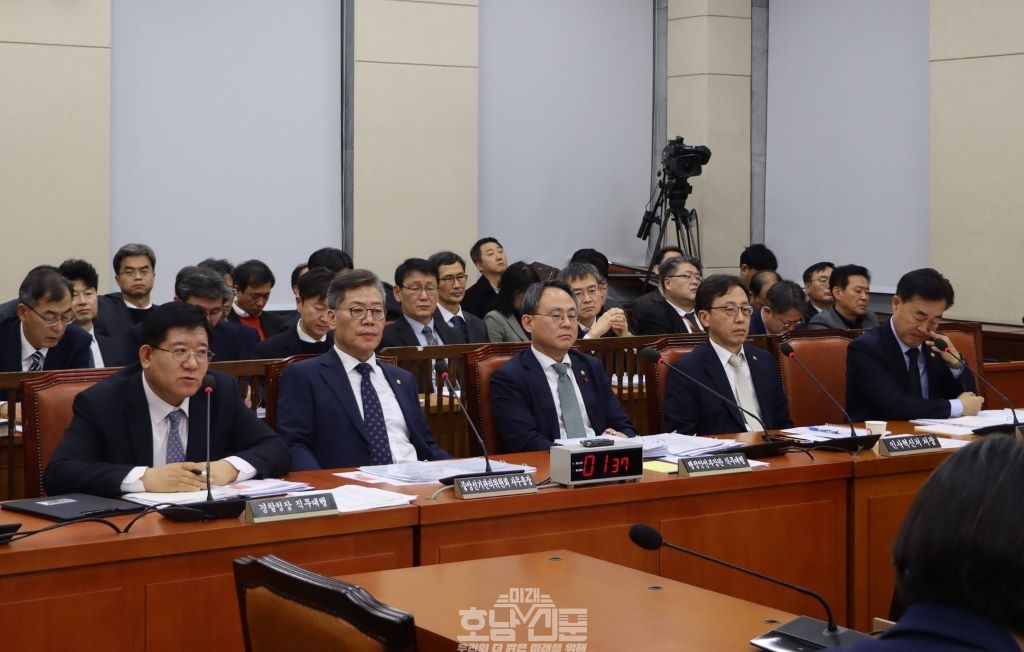 2025년 첫번째 국회 행정안전위원회 전체회의