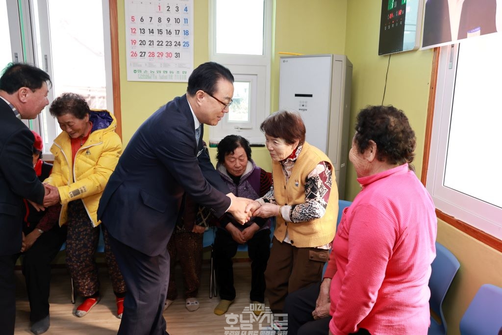 구복규 화순군수, 경로당 순회 새해 인사